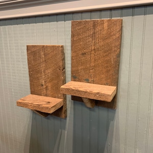 Barn wood shelf, reclaimed wood shelf, accent shelf, farmhouse shelf