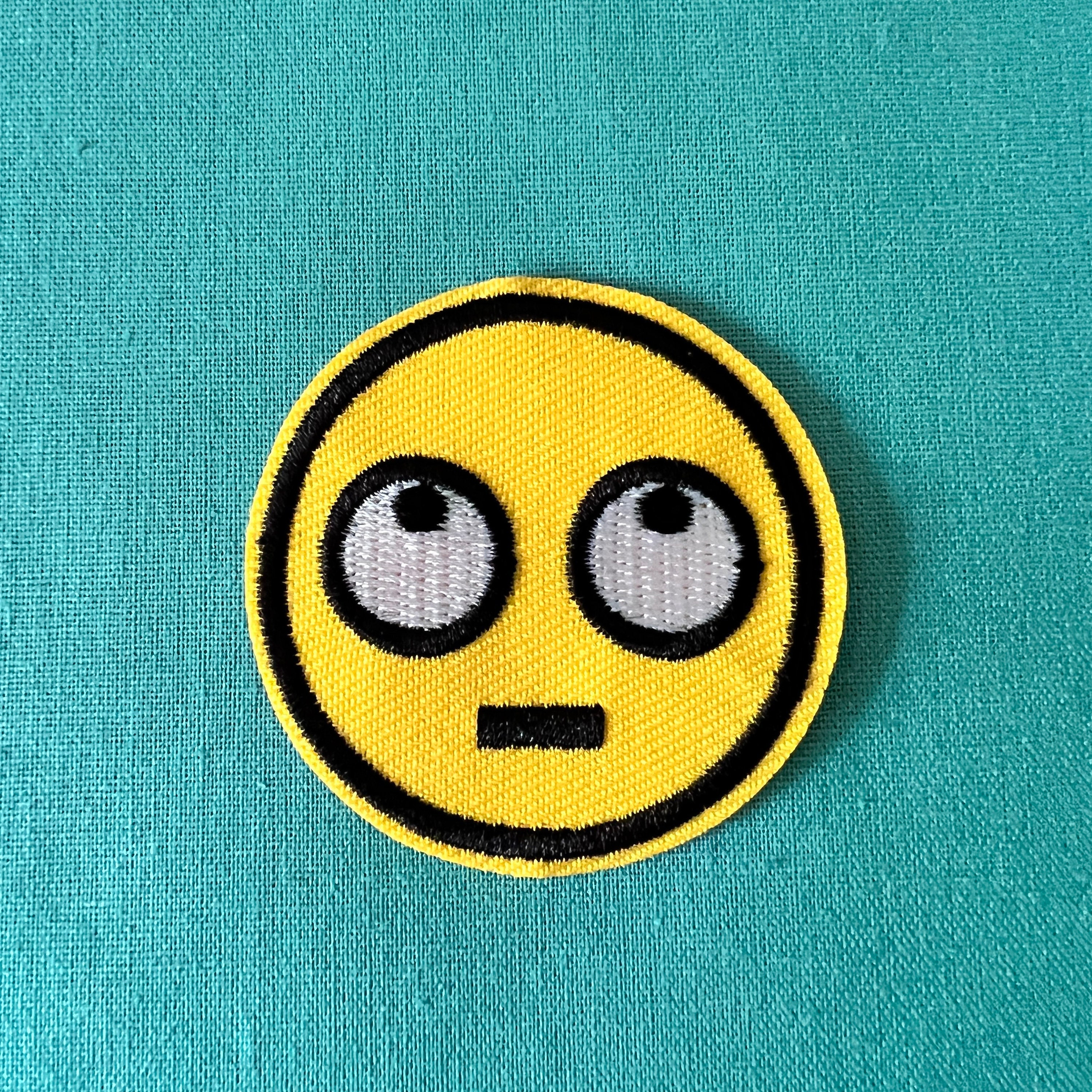 YELLOW SMILEY FACE EMOJI VINTAGE EMBROIDERED PATCH - IRON ON/SEW ON (2.75  DIA)
