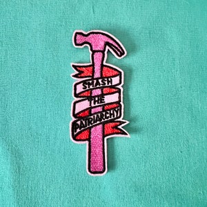 Naszywki Smash The Patriarchy - Żelazko na różową naszywkę - Żelazko na naszywki Girl Power - Naszywki na kurtki - Żelazko na