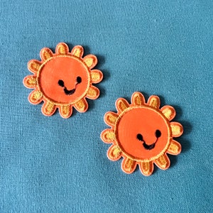 2x Mini Sun Patches - Orange Sun Iron On Patch - Iron On Patches