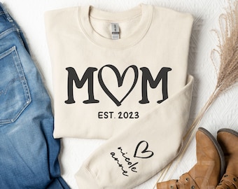 Personalized Mom Sweatshirt With Kids Name On Sleeve, Custom Mom Sweatshirt, Est Date Mom Hoodie, Christmas Gift for Mom, Gift For Mom