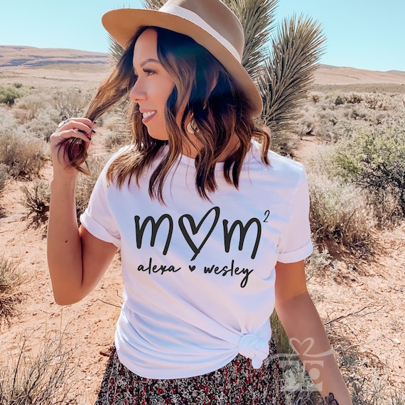 My Daughter Has Your Back Proud Army Mom T-Shirt Mother Gift My Daughter Has Your Back Proud Army Mom T-Shirt Mother Gift