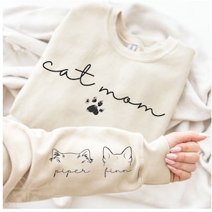 Cat Mom Sweatshirt with Pet Name on Sleeve, Custom Cat Mama Sweatshirt, Cat Ears Sweatshirt, Womens Sweatshirts, Cat Mom Personalized Gift