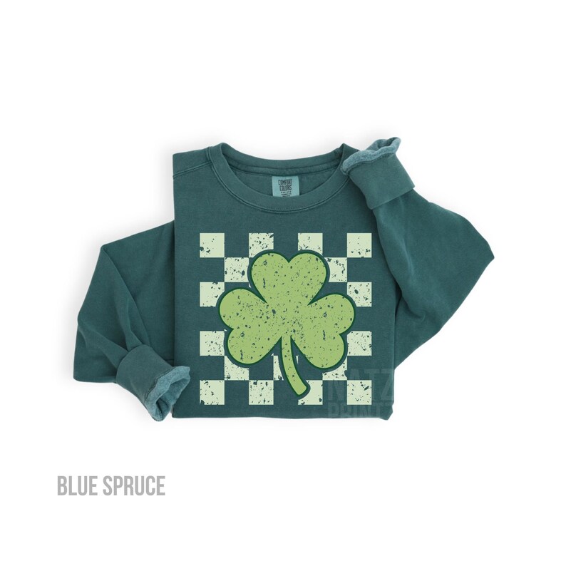 Comfort Colors®, Retro St Patrick's Sweatshirt, Shamrock Sweatshirt