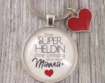 1 Keychain 'Superheroine Mom'