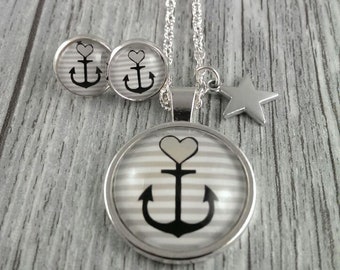 Chain anchor white-grey