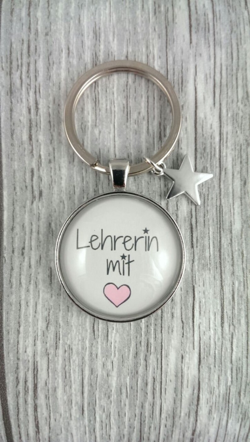 1 keychain teacher with image 1