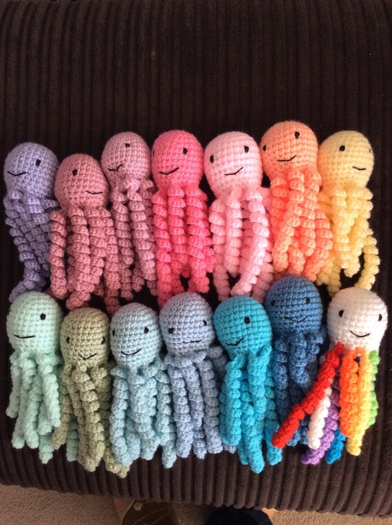 Crochet octopus for cats with catnip