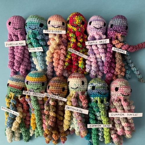 Crochet octopus for cats with catnip