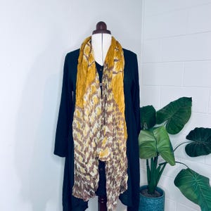 Handwoven Pure Mulberry Silk Scarf – Natural Dye Tie-Dye Design, Scrunched Texture
