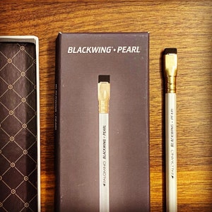 Original Palomino Blackwing Pearl with Horse Logo Balanced Graphite: Single Pencil + Box