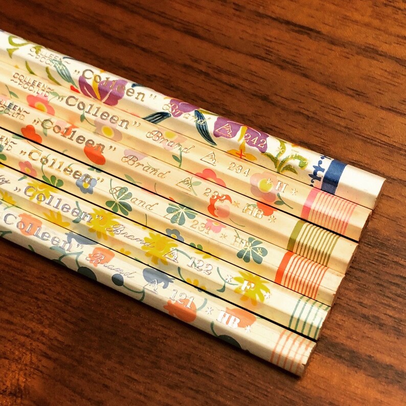 Colleen Makoto Floral 6-Pencil Sampler Set