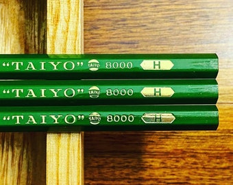 Vintage Taiyo 8000 Pencil with JISMark | Beautiful Shade of Green | Vintage "Superior Quality" Japanese Pencil