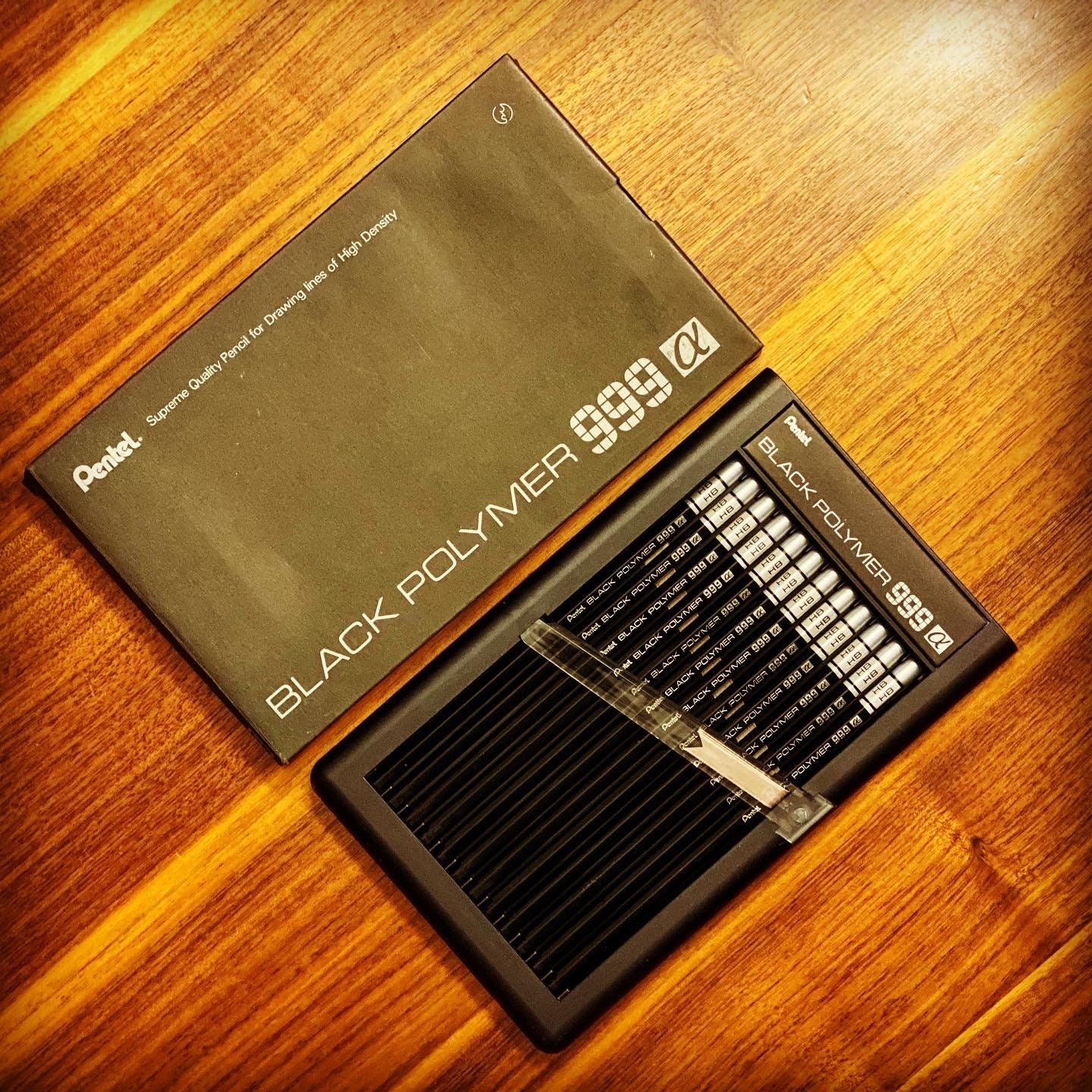 BLACK POLYMER 999 硬さ B ぺんてる Pentel BLACK POLYMER 999 硬さ B