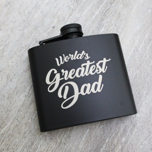 Geschenk für Papa, personalisierter Flachmann, individuell gravierter Flachmann, 5-Unzen-Edelstahlkolben, Vatertagsgeschenk, Vatertagskolben