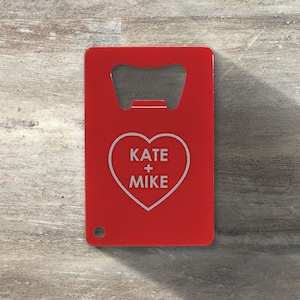 Regalo del día de San Valentín, abrebotellas de tarjeta de crédito personalizado, grabado personalizado, regalo del día de San Valentín para ella, regalo para él, regalo de aniversario