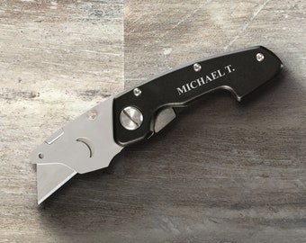 Groomsman Gift, Personalized Utility Knife, Folding Pocket Knife, Engraved, Wedding Party, Bridal Party, Bachelor Party Gift, Box Cutter