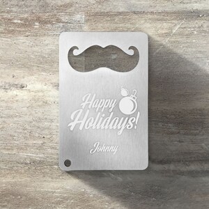 Hässliches Weihnachtsgeschenk, Schnurrbart-Kreditkarten-Flaschenöffner, kundenspezifische Gravur, lustiger Weihnachtskartenöffner, Weihnachtsgeschenk, Strumpf Stuffer