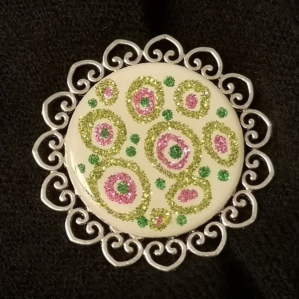 BROCHE AIMANTÉE BLANCHE et multicolore, broche magnétique, broche pièce unique, accessoire de mode pour foulards, vêtements, sacs à main...