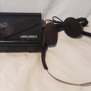 Reproductor de radio y casete estéreo Bush modelo SC205