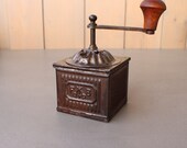 Coffee grinder quot Tre Spade quot , mod. 16bis, production 1900-1930
