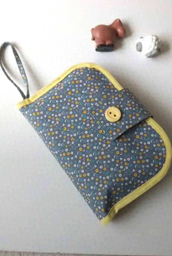 travel nappy changing mat