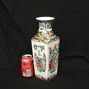 Chinese bone china vase large 32 cm vintage hand painted vase ornate birds butterflies flowers golden 24k  oriental Japanese style vase high