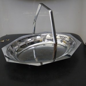 Vintage Silver Plate Basket Tray: Large Bread & Fruit Server