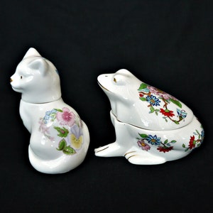 Aynsley bone china trinket box figurine cat and frog vintage porcelain jewelry trinket box  frog and cat floral pattern cat box frog box