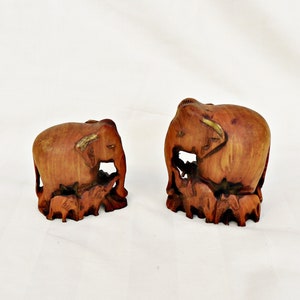 carved wood 2 x elephants family mother with children vintage pair wood figurine African animals sculpture wood elephants sculpture natural