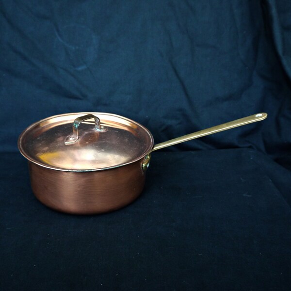 copper and brass saucepan with lid vintage copper saucepan with brass handle French kitchen copper cookware farmhouse