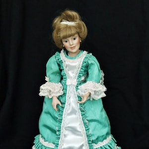 vintage large 44 cm (16&quot; )porcelain doll Denby Mint 1900 Lady doll Victorian doll collectors art doll with stand dressed green white lace