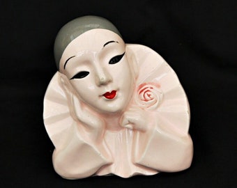Vintage Porcelain Pierrot Bust: Hand-Painted Light Pink Clown Figurine