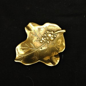art nouveau brass ashtray vintage solid brass small  dish shaped a leaf and a bunch of grapes French style  jewelry dish brass ashtray