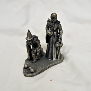 pewter wizard statue with Swarovski crystal vintage figurine Myth and Magic collectors club  study The game of strax 1991 mint tudor