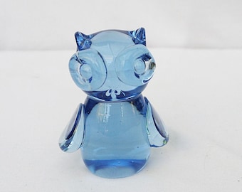 vintage glass blue owl  Hand bowl owl blue figurine owl Paperweight glass animal Art glass animal Figurine glass animal collectable