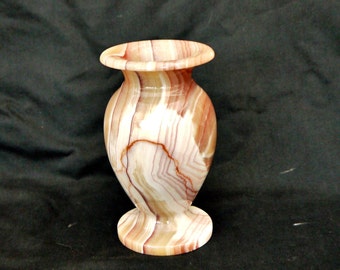 ヴィンテージ大理石オニキス花瓶：手彫りの脚付き石花瓶 - Etsy 日本