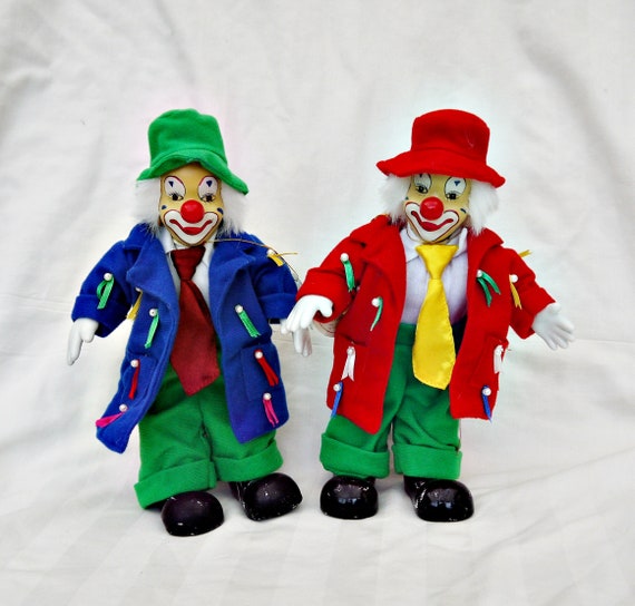 ヴィンテージ レオナルドコレクション 磁器製ピエロ人形：手描きアート