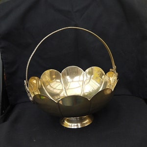 vintage large brass basket fruit basket brass ornate grapes basket with handle basket on basis flower shape made in India home decor