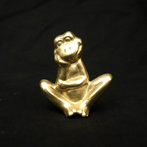 vintage brass figurine frog thinking frog brass ornament frogs brass statue reptiles  frog  Sweet frogs ornament funny
