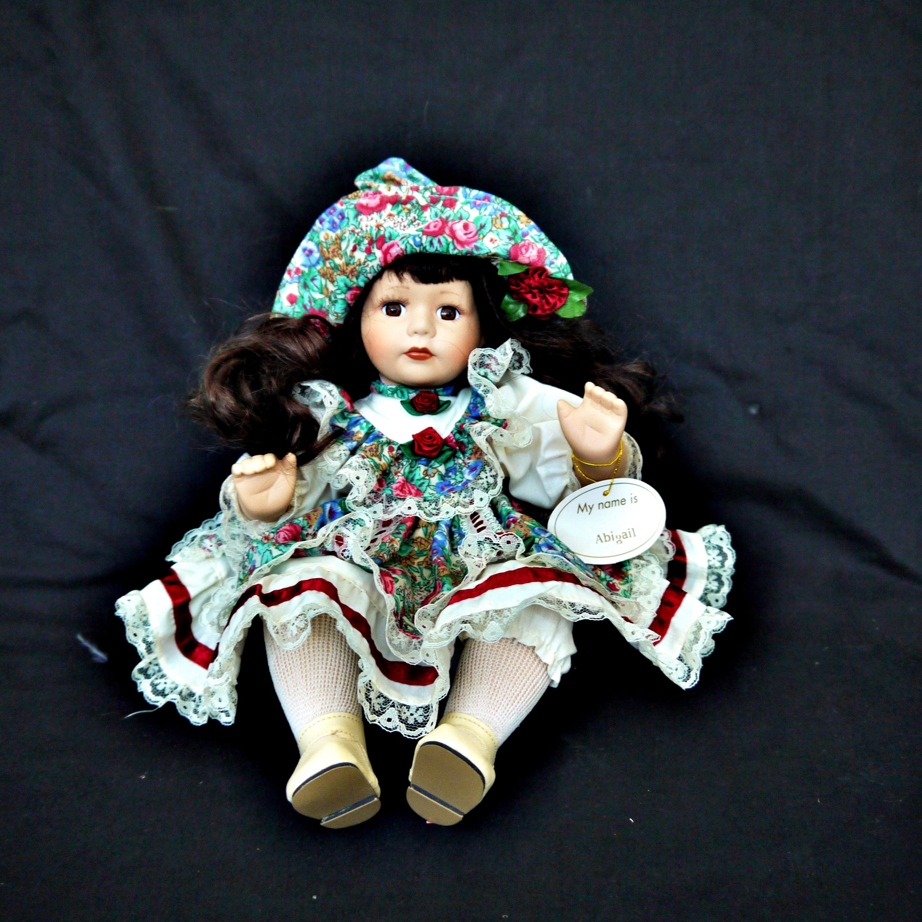 Vintage Porcelain Doll: Abigail by the Leonardo Collection - Etsy