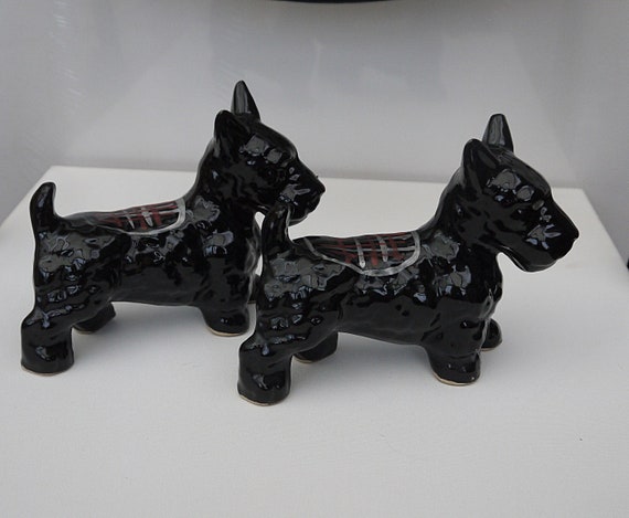 Vintage Scottish Terrier Porcelain Scottie Dogs Figurine