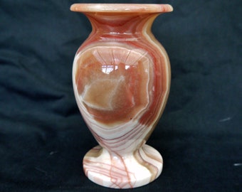 ヴィンテージ大理石オニキス花瓶：手彫りの脚付き石花瓶 - Etsy 日本