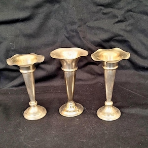 trio set silver plate candle holders EPNS vintage 3 x candlestick silver shaped goblet ornate wavy edges old candlesticks