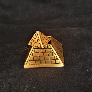 solid brass pyramid  Egypt small box vintage trinket box metal gold Egyptian pyramid small ornament etched brass pyramid with box