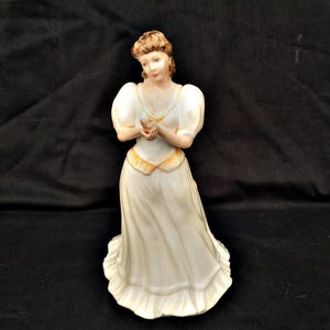 Royal Doulton groot beeld Maria HN 3381 1993 vintage porseleinen beeld dame met vogel witte dame standbeeld porseleinen ijdelheid