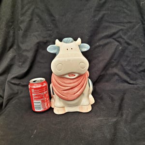 large cow biscuit barrel Cookie Jar 10 inch vintage ceramic storage container jars funny cow kitchen storage cut big cow figure