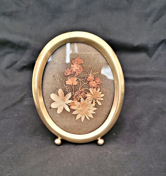 Vintage Framed Dried Flower Art: Lacquered Brass Oval Botanical