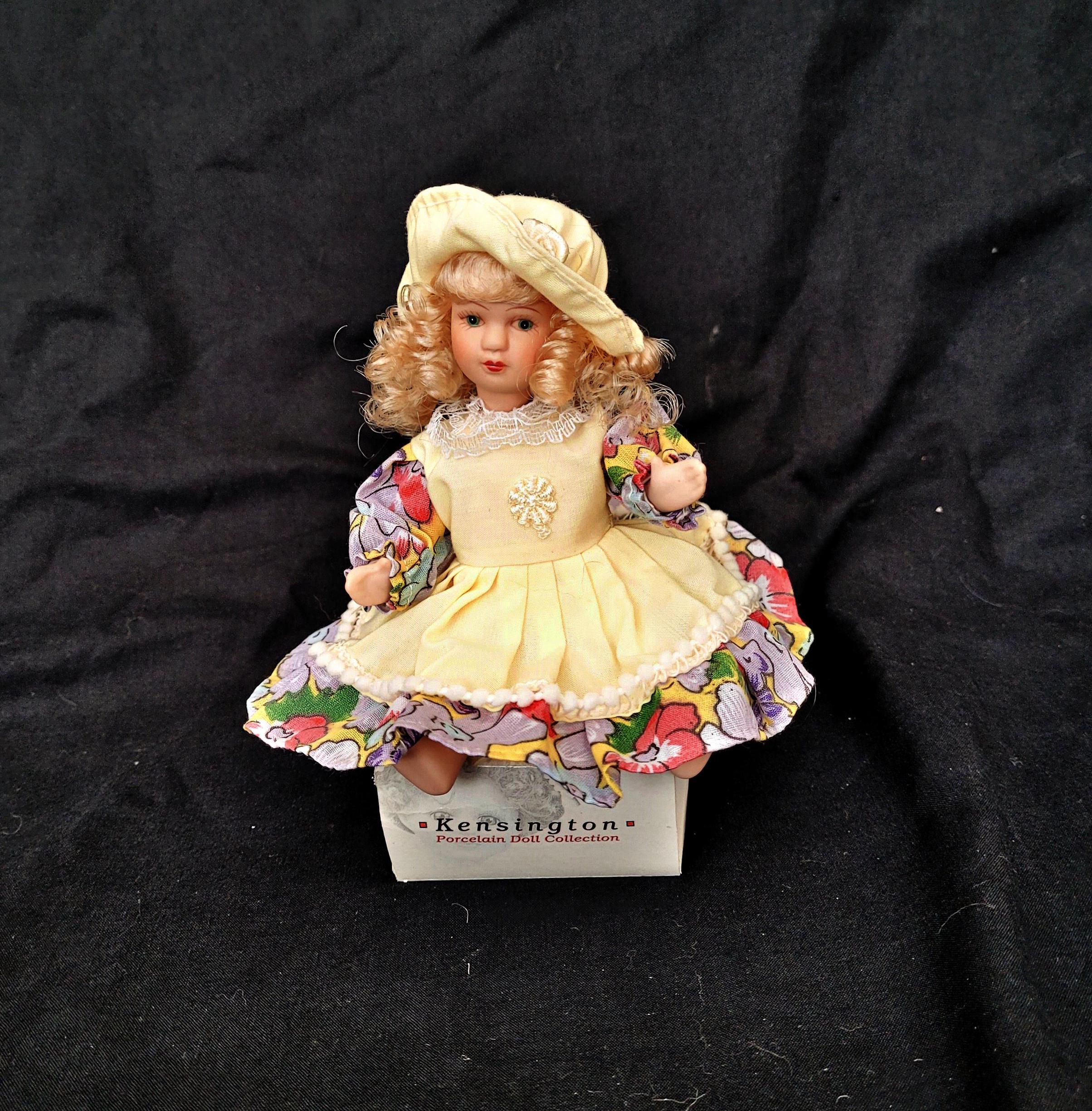 Leonardo collection porcelain doll - Etsy 日本
