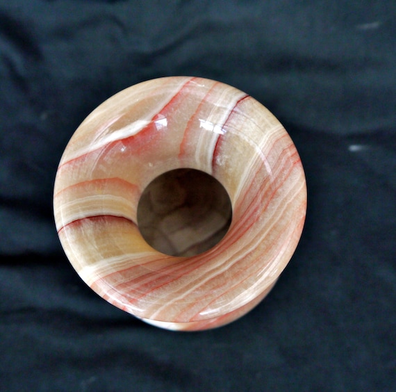 ヴィンテージ大理石オニキス花瓶：手彫りの脚付き石花瓶 - Etsy 日本